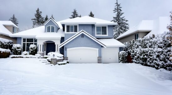 Why You Should Get Your Generator Serviced Before or During the Winter